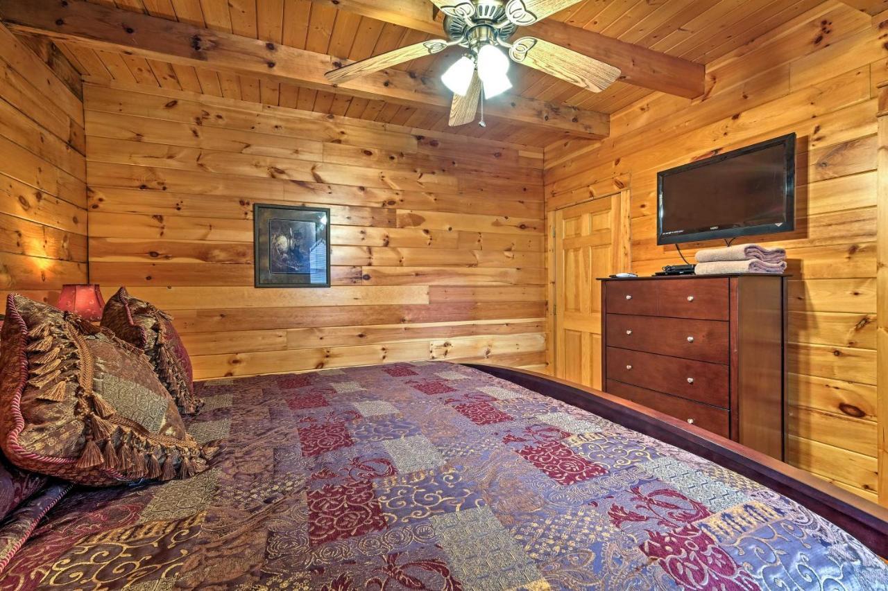 Pigeon Forge Cabin With Hot Tub, Grill And Pool Table! Villa Сивиървил Екстериор снимка