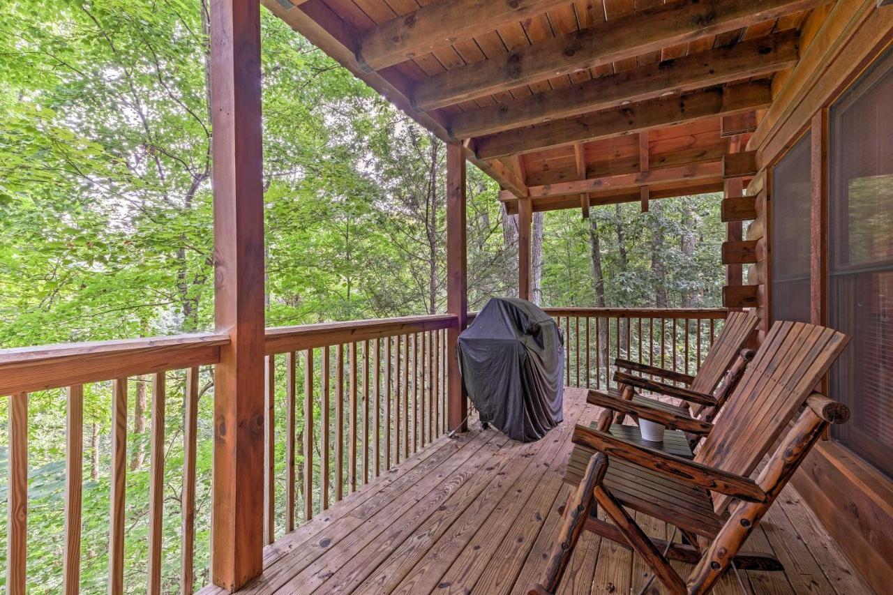 Pigeon Forge Cabin With Hot Tub, Grill And Pool Table! Villa Сивиървил Екстериор снимка